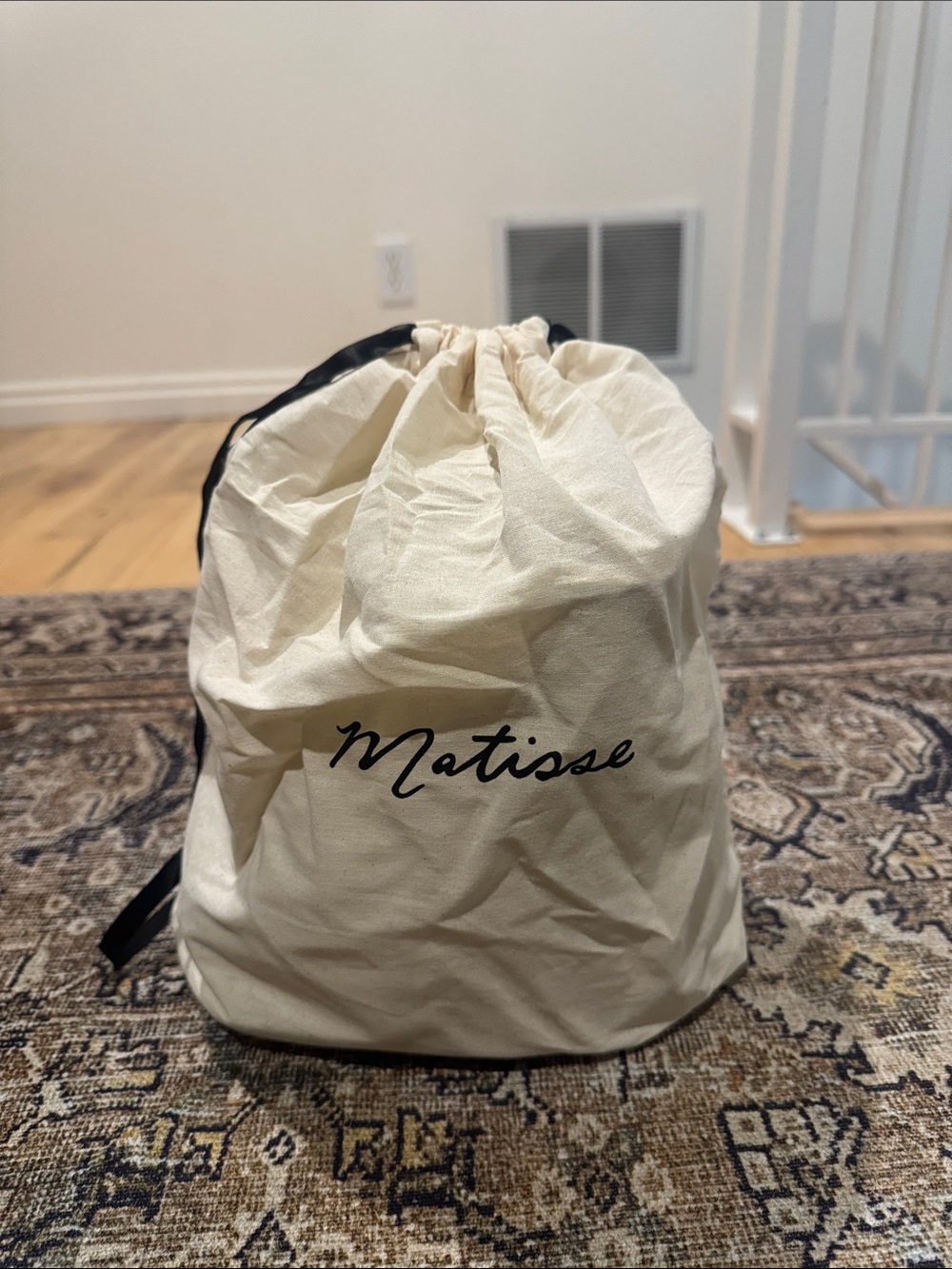 New Matisse Vancouver Bucket Bag in Butter - Picture 5 of 7
